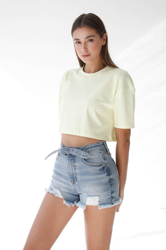 FRONT RIBBON TIE DETAIL SHORTS