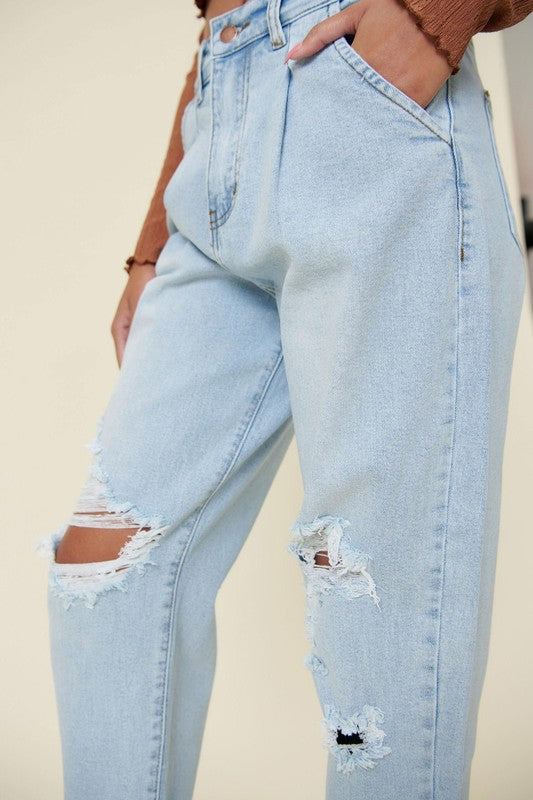 Distressed Slouchy Jeans