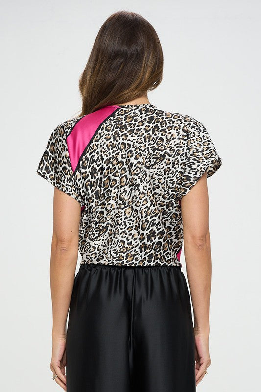 Print Satin Short Sleeve Top with Front Twist